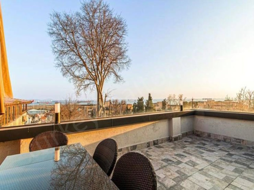 Sea View Apartment for Sale in Fatih Cerrahpaşa