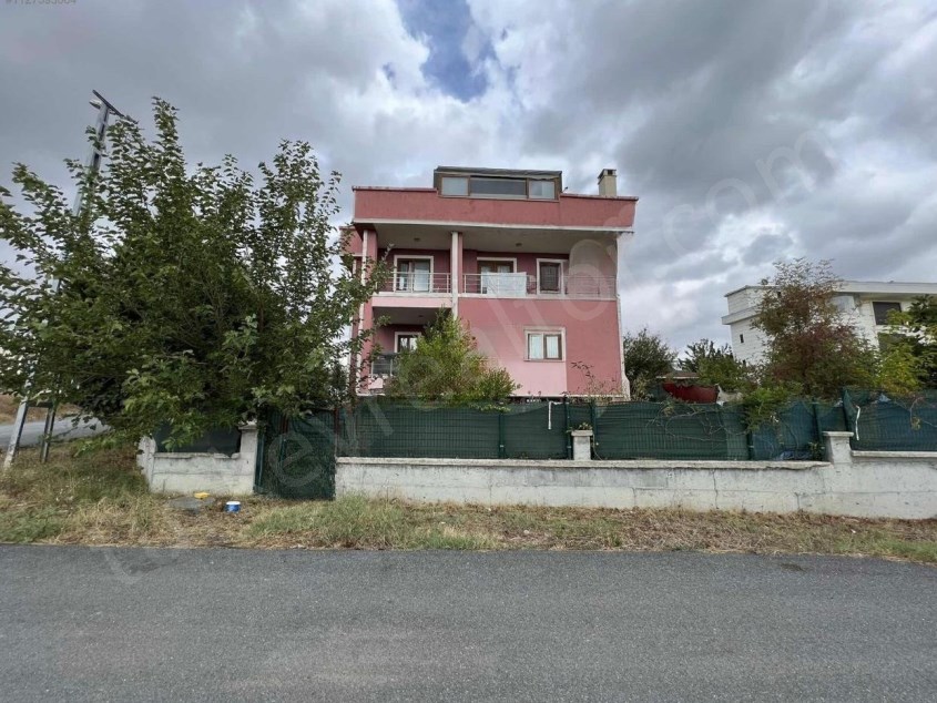 8+2 Villa for Sale with Sea View in Buyukcekmece