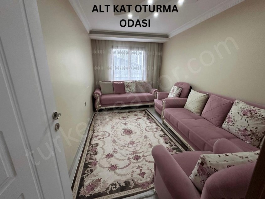 Beylikdüzü Deniz Manzaralı Satılık Dubleks Daire