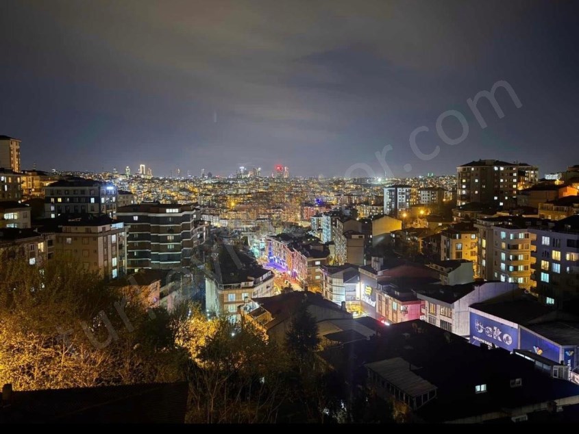 Centrally Located Flat for Sale in Eyüpsultan with Parking Lot