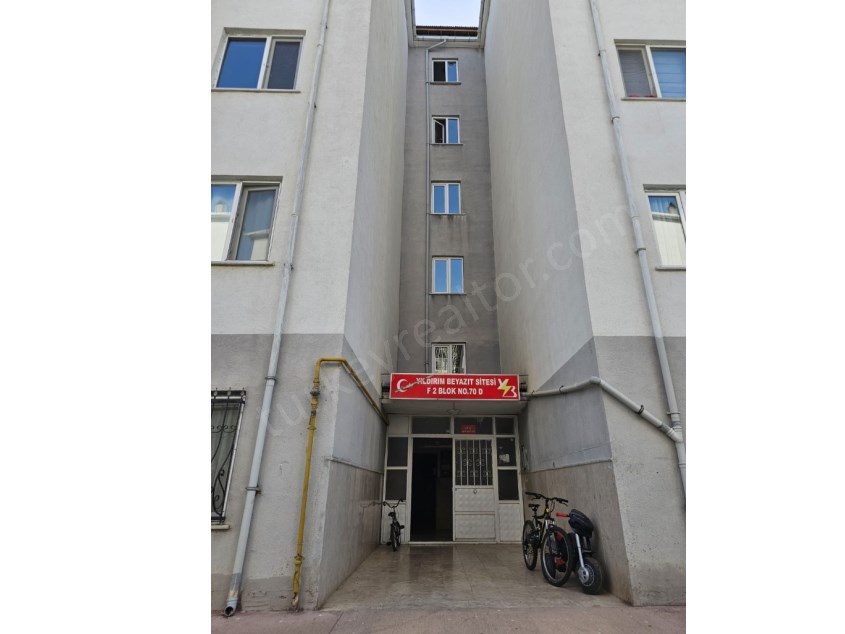 3+1 Apartment for Sale in a Complex with a Pool in Silivri