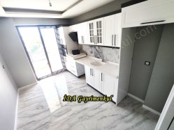 İDADAN EDREMİT MERKEZDE DOĞALGAZLI KİRALIK SIFIR 2+1