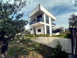 İDADAN GÖMEÇ KARAAĞAÇTA YERDEN ISITMA 3+1 BAĞIMSIZ TEK MÜSTAKİL