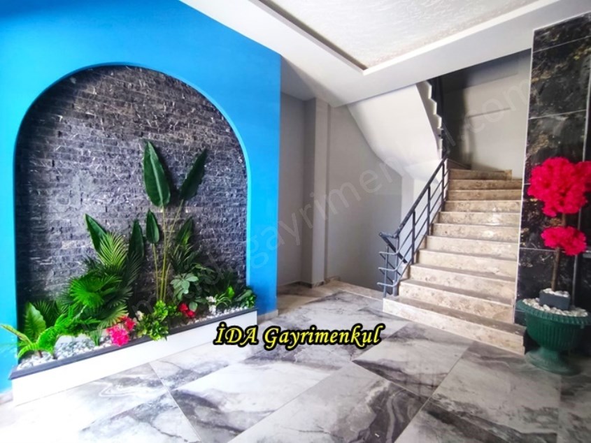 İDADAN EDREMİT MERKEZDE DOĞALGAZLI KİRALIK SIFIR 2+1