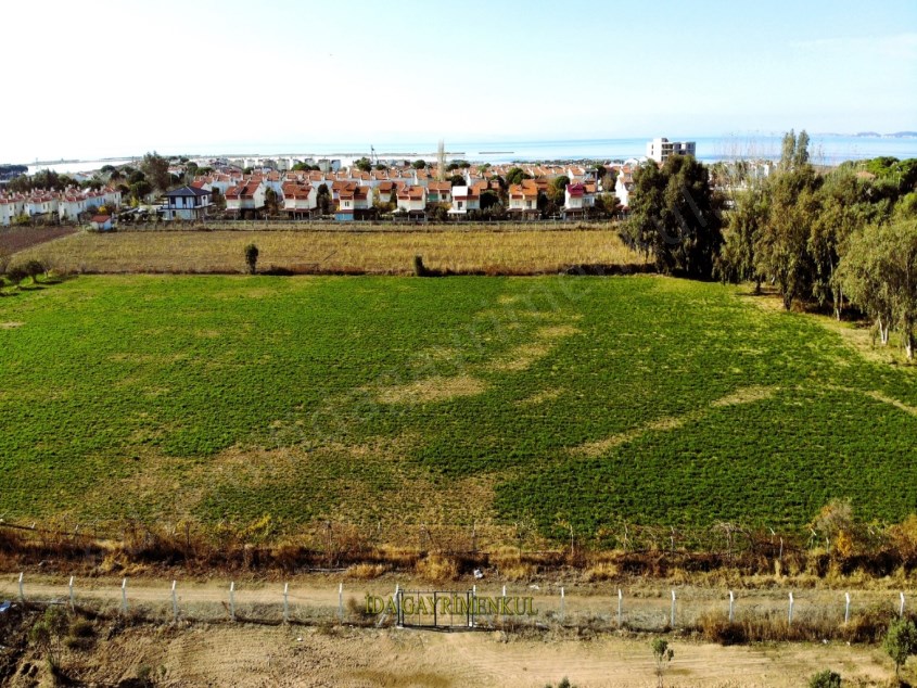 İDA GAYRİMENKULDEN AYVALIK ALTINOVADA GERÇEK İMAR DİBİ FIRSAT 20 DÖNÜM TARLA