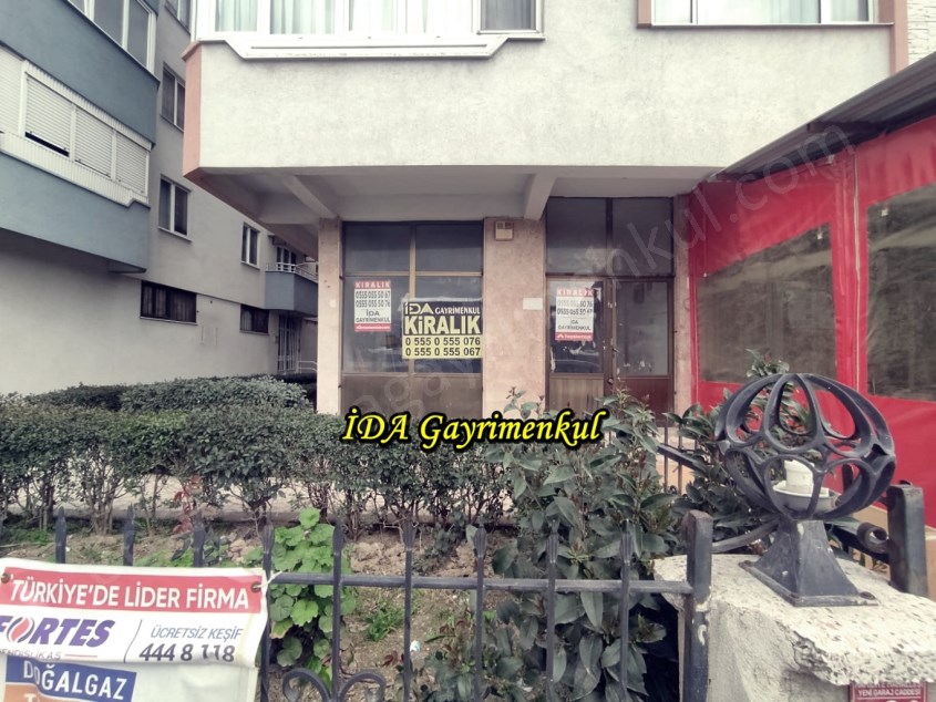 İDADAN EDREMİT HAMİDİYEDE OTOGAR KARŞISI KİRALIK DÜKKAN