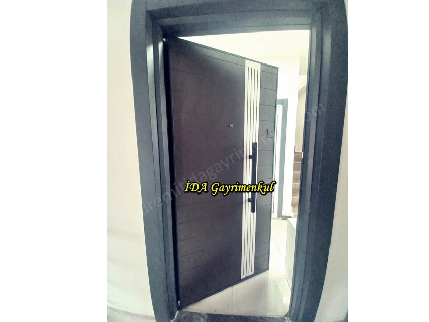 İDADAN EDREMİT ZEYTİNLİDE KAZDAĞLARI MANZARALI LÜKS KAT DUBLEKSİ