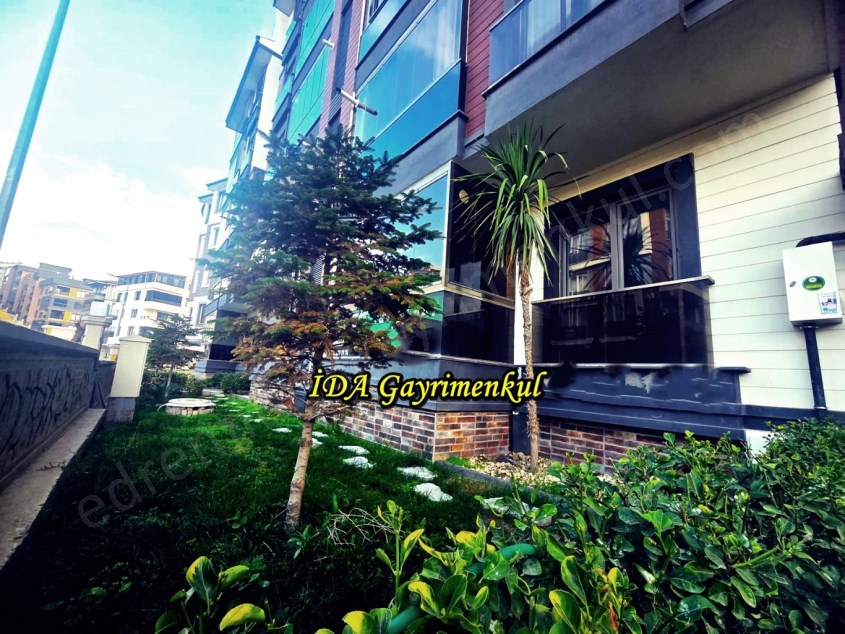 İDADAN EDREMİT ATATÜRK MAH.KAPALI OTOPARKLI YERDEN ISITMA SATILIK 3+1