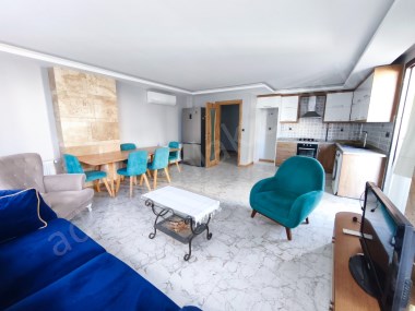 Kuşadasında Uzun Dönem Kiralık Eşyalı 3+1 Daire