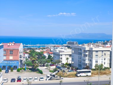 Kuşadası, Eğe Mah. Satılık, Deniz manzaralı, 3+1, Geniş Daire