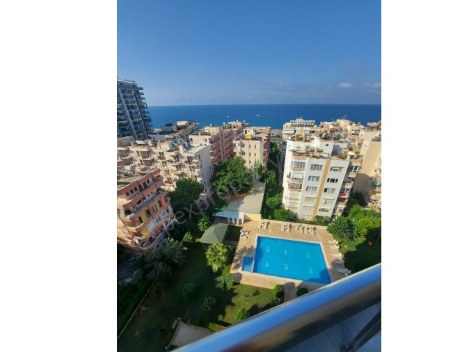 Deniz manzaralı geniş daire