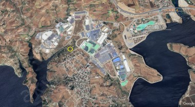AKYAR EMLAKDAN SATILIK KAVLAKLIDA MUHTEŞEM ZEYTİNLİK TARLA TİCARİ
