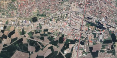 AKYAR EMLAKDAN SATILIK YOL CEPHELİ ŞEHİR MERKEZİNDE ARSA ACİL