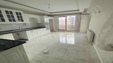 AKYAR EMLAKtan 3+1 SATILIK 130 M2 GENİŞ DAİRE 