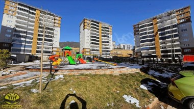 AKYAR EMLAKtan 4+1 SATILIK DAİRE SİTE İÇERİSİNDE SIFIR ANACADDE