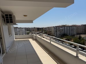 HUZUEVLERİNDE ACİL 3+1 SATILIK DAİRE 