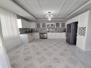 BAĞCILAR PİYALE PARK DÜĞÜN SALONU CİVARINDA 3+1 ACİL SATILIK DAİRE 