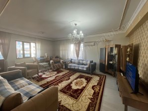 75 DÜNYA KAVŞAĞI CADDE ÜZERİNDE 3+1 SATILIK DAİRE 