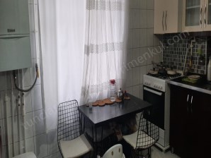 Çeşme durağı yanı 2+1 daire  