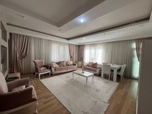 Bağcılarda Erbab Kalitesiyle 4+1 Satılık Daire 