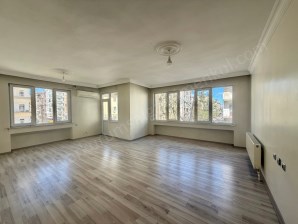 OFİSTE KİRALIK 3+1 ARAKAT FIRSAT DAİRE!!!