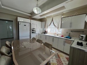 Masrafsız Taşınmaya Hazır Sitenin En Güzel Katında Geniş 3+1 