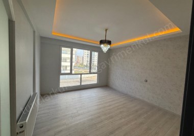 MARDİN YOLU ÜZERİ SATILIK 2+1 FIRSAT DAİRE!!!