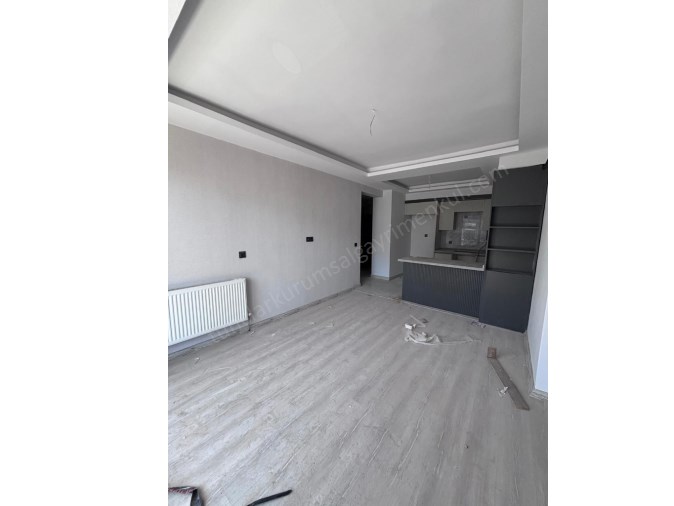 (ELİF) BAĞCILAR AHMET KAYA CADDESINDE SATILIK SIFIR 2+1 DAIRE.