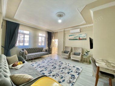 HUZUREVLER MEKKE CAMİ CİVARI FUL YENİLENMİŞ 3+1 KAÇIRILMAZ DAİRE