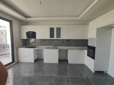 DÖKMETAŞ  ALTINDAĞIN KARŞISI SATILIK 2+1 HAVUZLU SİTE 