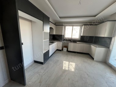 RİVA BÜYÜK TİP 3+1 YENİ CEZAEVİ KARŞISI SATILIK DAİRE 
