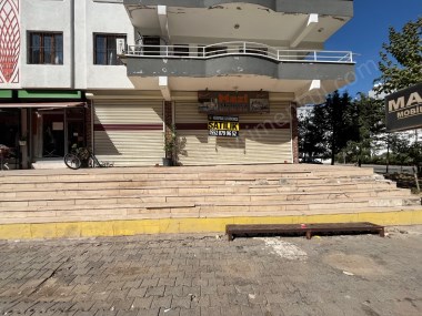Memorial Arkasında Satılık Dükkan 