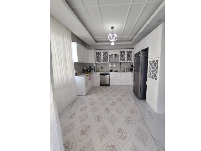 BAĞCILAR PİYALE PARK DÜĞÜN SALONU CİVARINDA 3+1 ACİL SATILIK DAİRE 