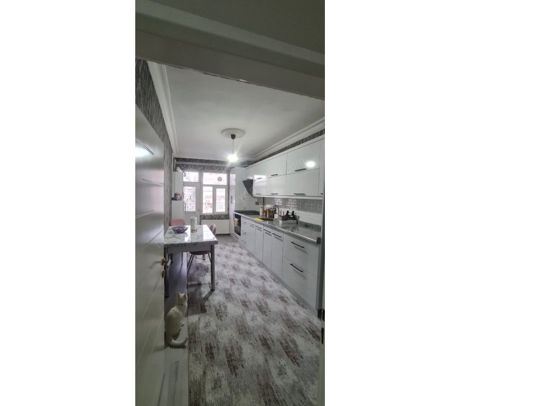 HUZUREVLERİ CİVARI 4+1 SATILIK DAİRE