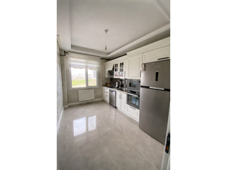 2 +1 satılık lüks daire stad civarı