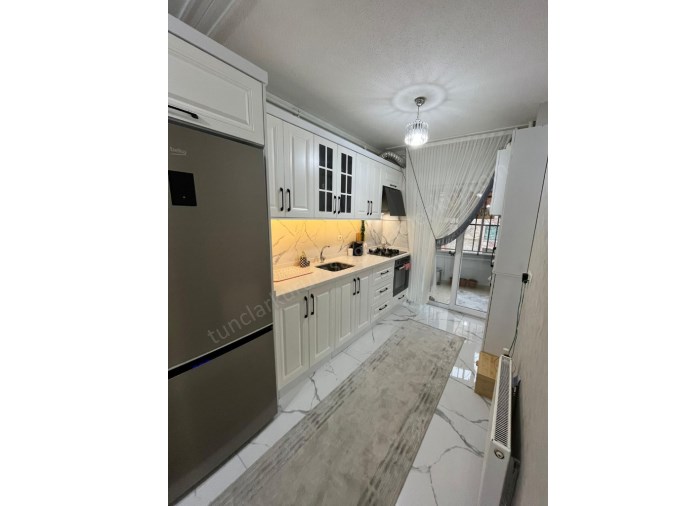 ÇÖL GÜZELİ FİNAL OKULLARI CİVARINDA İÇİ FULL YAPILI TEMİZ 2+1 SATILIK DAİRE 