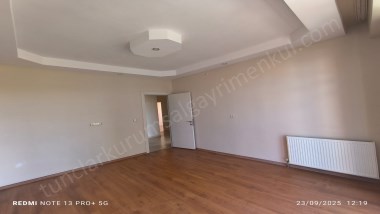 Üçkuyularda 3+1 Kiralık Daire 