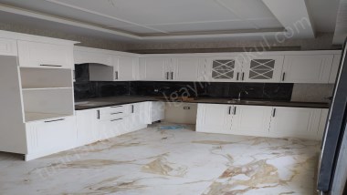 BAĞCILAR HAVAALANI KAVŞAĞINDA 2+1 ACİL SATILIK DAİRE 