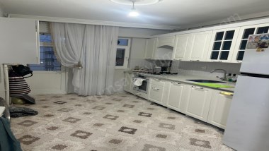 HUZUREVLERİNDE 3+1 İÇİ YAPILI TEMİZ 3+1 SATILIK DAİRE 