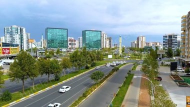 HMT 21 PLAZA DÜNYA KAVŞAĞI MERKEZİ KONUMDA 120 M2 KİRALIK FIRSAT BÜRO