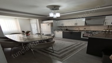 ÜÇKUYU 3+1 BAKIMLI SİTELİ ACİL SATILIK