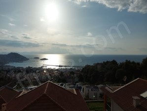 Kuşadasında Müstakil Kapalı Alanı 500 m² Satılık Villa