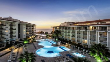 RAMADA RESORTTE DENİZ MANZARALI ÇATI DUBLEX DAİRE