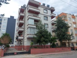 İLKEDEN MEZİTLİ ATATÜRK MAH.DE SATILIK 2+1 ZEMİN DAİRE