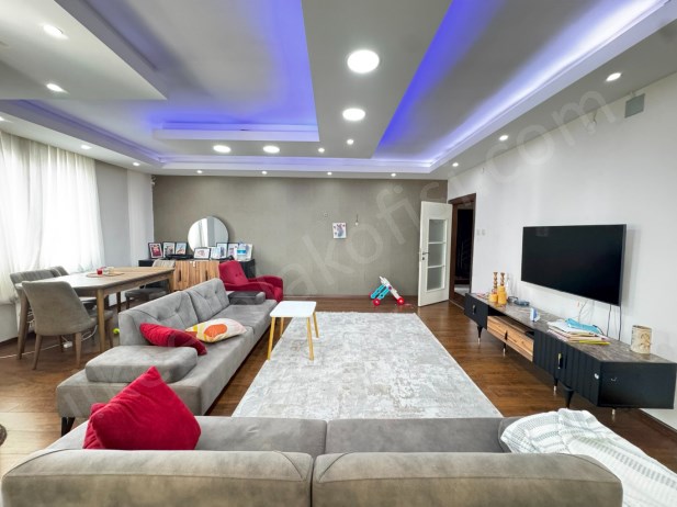 YENİŞEHİRDE İ.İNÖNÜ BULVARI ÜZERİNDE DOĞALGAZLI 4+1 SATILIK DAİRE