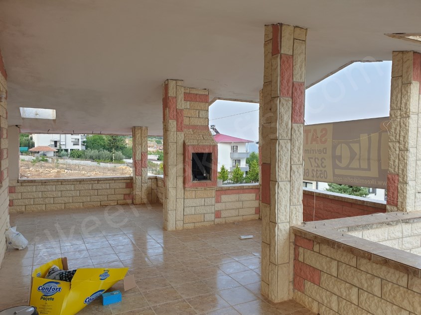  SARNIÇ YAYLASINDA TRİPLEX 4+1 BAHÇELİ YAYLA EVİ