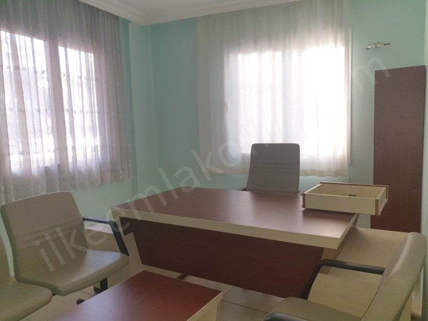 AYDINLIKEVLER MAH. DE 3 KATLI KİRALIK KURS MERKEZİ 