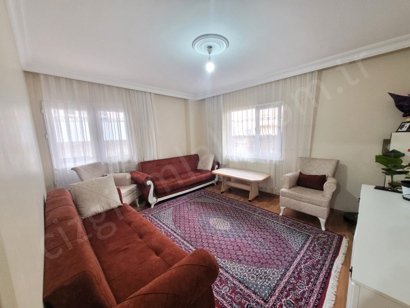 BATTALGAZİ CADDESİ YAKINI 2+1 FIRSAT YÜKSEK GİRİŞ