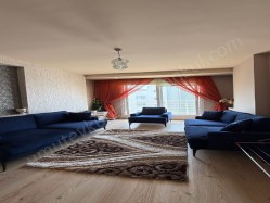 ÜNİVERSİTE CADDESİNDE GENİŞ OTURUMLU 3+1 SATILIK DAİRE