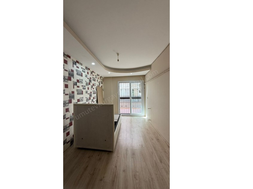 BARBAROS MAH FORUMA YÜRÜME MESAFESİNDE 2+1 KİRALIK DAİRE